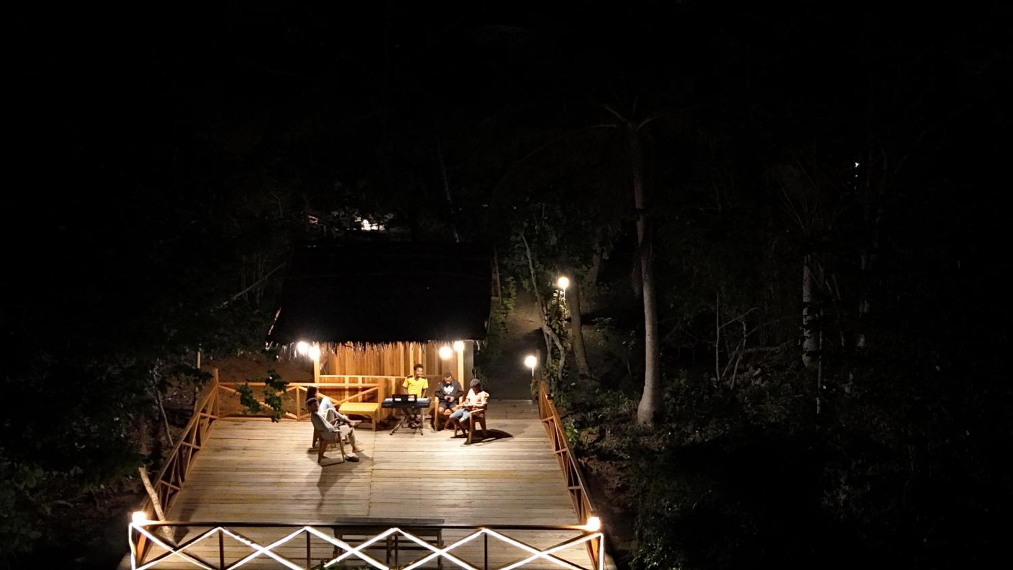 Gam Bay Bungalow'S Besir Екстериор снимка